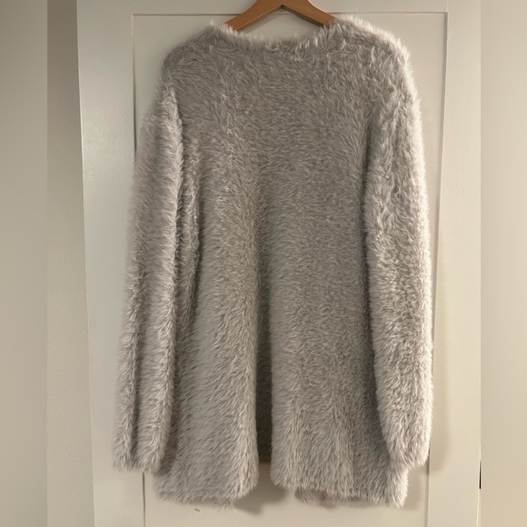 Free People Fuzzy Faux Fur Cardigan in Silver Cloud Size S - Picture 3 of 4